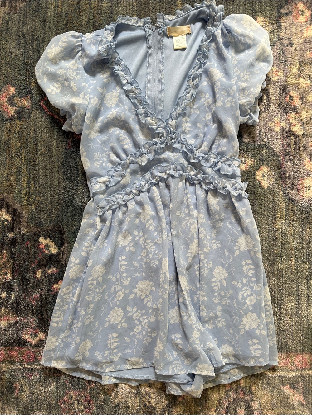 Altar'd State Light Blue Floral Ruffle Romper Size Small Great Condition!